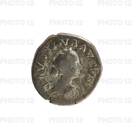 Denarius, Marcus Aurelius (121–180; Roman emperor 161–180) and Faustina the Younger (ca. 130–176; Roman empress 161–176). Obverse: Draped bust of the empress on the right, hair arranged in waves and tied in a bun, wearing a diadem; legend ADV. FAVSTINA AV. Pearl border. Reverse: Throne decorated with drapery on which two children sit; legend SAECVLI FELICIT. Imperial busts; iconography of Marcus Aurelius and Faustina the Younger. Date: 161–176. Roman Empire (27 BC–476), Rome. Coin (denarius), weight 2.64 g, axis 180°.