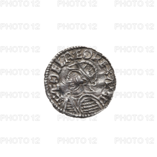 denarius, Ethelred II (978–1016), Wulfstan. Obv.: Bust of the ruler in armor and radial helmet, facing left. Legend: + · AED· ELRAED REX ANGL (with two dots at the upper arms of the cross, line after AED). Rev.: Long, empty, equal-armed cross; in the center and in the corner squares at the intersections, adjacent squares filled with dots, vertices terminating in three balls. Legend divided by the arms of the cross: +WVL-FS (reversed) TA-NM`O (elongated apostrophe after M, O with a disc in the middle). ND, ca. 1003–1009, England, London; coin, weight 1.40 g.