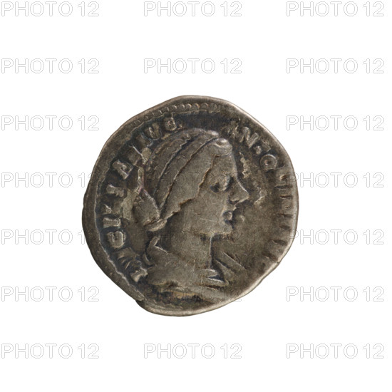 denarius, Lucius Verus (130–169; Roman emperor 161–169), Lucilla (149–182; Roman empress 164–169), busts, Lucilla (149–183) — iconography, Vesta (mythology), imperial busts, palladium (attribute), simpulum (attribute), altars. Obverse legend: 'ADV. LVCILLAE AVG ANTONINI AV'. Bust of Lucilla to right; hair arranged in waves and tied in a bun at back of head; pearl border. Reverse legend: 'VESTA'. Vesta stands facing left, right hand raised holding a simpulum over a burning altar, left hand holding a palladium; pearl border. Date: 164–169. Roman Empire (27 BC–476). Rome. Coin; weight 3.25 g; axis 180°.