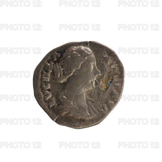 Denarius, Lucius Verus (130–169; Roman emperor 161–169) and Lucilla (149–182; Roman empress 164–169). Obverse: Bust of Lucilla right, hair in waves and tied in a bun at the back of the head; pearl border; legend ADV. LVCILLA AVGVSTA (second part of the legend poorly legible). Reverse: IVNO REGINA – Juno stands turned left, holding a patera in her right hand and a scepter in her left; pearl border. Date: 164–169 CE. Roman Empire; Rome. Coin, weight 2.88 g; axis 180°.
