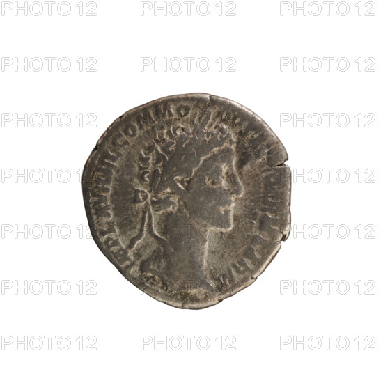 denarius, Marcus Aurelius (121–180; Roman emperor 161–180); imperial busts of Commodus (161–192; Roman emperor 177–192) — iconography: Commodus head with laurel wreath right; Fides (personification) standing facing left, holding a sphere in raised right hand and a standard in left. Obv. IMP L AVREL COMMO DVS, Rv. TR P I. Pearl border. 177 CE, Rome, Roman Empire (27 BC–476). Coin, weight 2.87 g