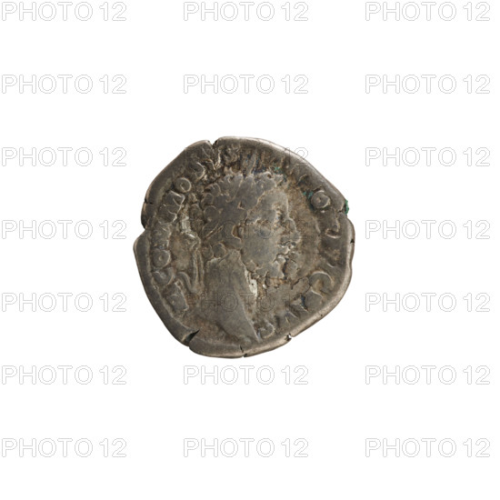 Denarius, Commodus (161–192; Roman emperor 177–192). Obverse: Emperor's head right, laurel wreath; inscription 'M COMMOD ANTON G PIVS'. Reverse: Roma in military costume standing left, holding Victoria in her raised right hand and a vertical spear in her left; inscription 'TR P VIII IMP VI COS IIII PP'. Pearl borders. Iconography: busts, imperial busts; attributes: spear, Victoria. Hoard find (Golub); treasures (numismatics). Romano (mythology). Roman Empire (27 BC–476). Rome. Coin; weight 3.41 g; axis 180°.