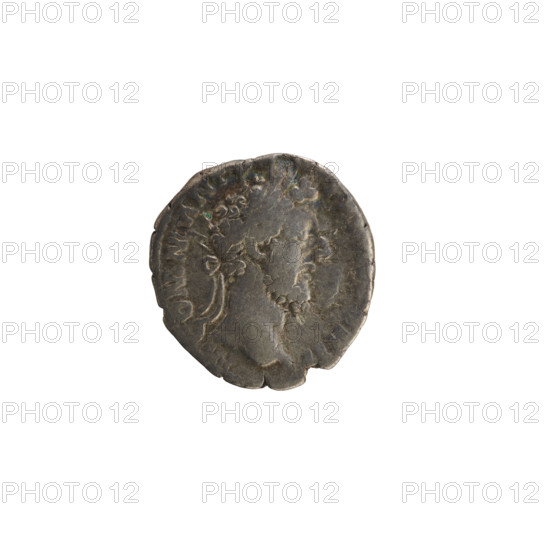 Denarius of Commodus (161–192 CE). Obverse: imperial bust of Commodus right, wearing a laurel wreath; inscription 'M CO... ANT P FEL AVG BRIT' (pearly border). Reverse: Felicitas standing left, right hand raised holding Victoria, left hand holding a long caduceus; inscription 'FEL AVG PM P VII COS V PP' (pearl border). Iconography: imperial busts; Felicitas (personification) with caduceus and Victoria. Roman Empire, Rome; coin; weight 3.20 g; axis 180°.