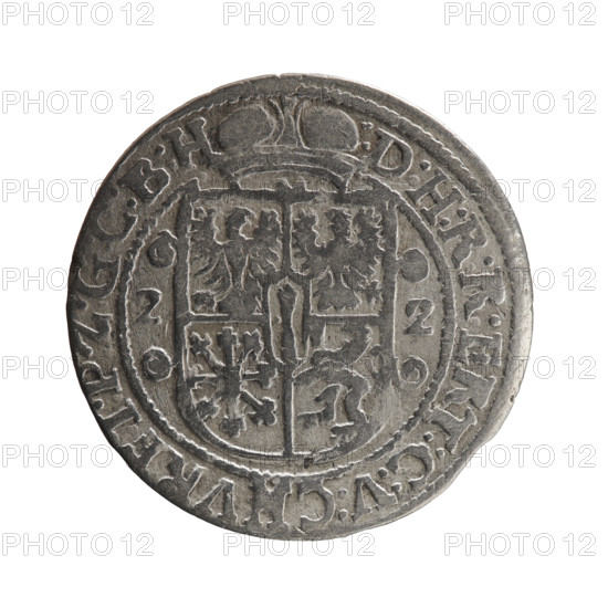 Obv. Bust facing right in a mitre, wide ruff and armor girded with a sash. A sceptre in his right hand, the left resting on a sword hilt. The figure's head divides the inner border. On the rim between the borders is an inscription ending with a heart GEORG:WILHELM:V:G:G:M:Z:BRAN. Rev. Below the ducal mitre, a five-field coat of arms with ornaments. On the sides of the shield are the date numerals 2-2. In the rim between the borders an inscription divided by a mitre :D:H:R:R:ERT:C:V:CHVRF:I:P:Z:G:C:B:H. 1622. George William (Elector of Brandenburg; Duke of Prussia; 1620–1640). Ducal Prussia (1525–1701), Königsberg. Coin: diameter 29.5 mm, weight 6.00 g, axis 0°.