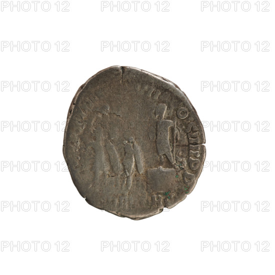 Denarius of Commodus (reigned 177–192). Obverse: Emperor's head right, with laurel wreath; pearl border; legend 'M OMM AN AVG P BRIT FEL' (abbr.). Reverse: Emperor standing on a platform facing left, holding a scepter, addressing three soldiers before him; reverse legend 'VII COS IIII PP' and episode inscription 'ID EXERC' (hardly legible). Date: circa 184–185. Roman Empire (27 BC–476). Rome. Coin; weight 3.08 g.