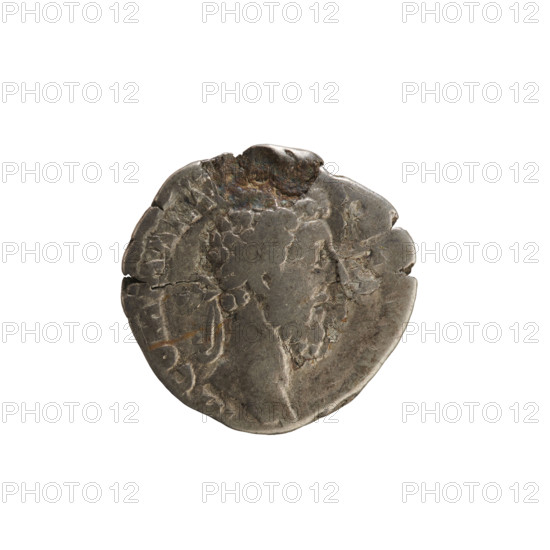 Denarius of Commodus (reigned 177–192 CE). Obverse: laureate bust of the emperor right, pearled border, inscription COM. Reverse: Fortuna seated left holding a rudder in her right hand and a cornucopia in her left, wheel beneath her seat; inscription FOR·R below the line; pearled border. Roman Empire, Rome; silver coin; weight 2.97 g.