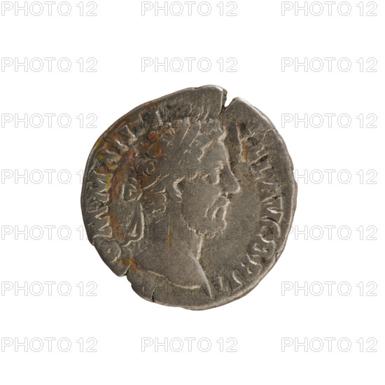 denarius, Commodus (161–192; Roman emperor 177–192) — obverse: emperor's head right, laurel wreath, legend OMM ANT P FEL AVG BRIT; reverse: Fortuna seated left holding a rudder on a ball in her right hand and a cornucopia in her left, wheel under her seat, inscription FOR RE below; pearl border; Roman, 185; silver coin (denarius), weight 2.55 g