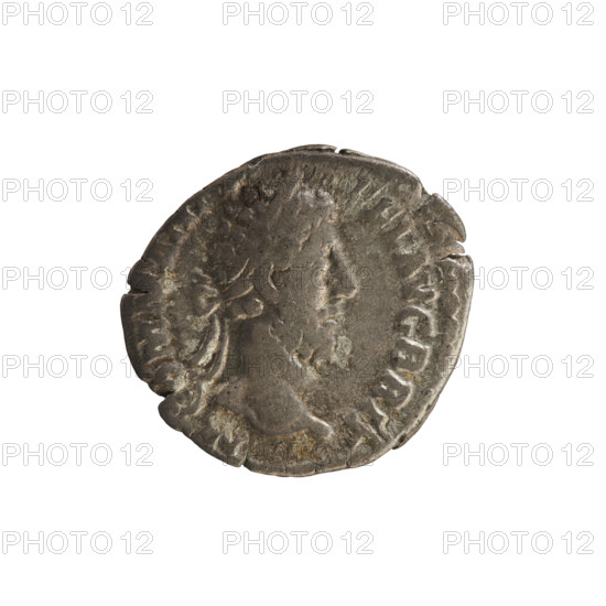 Denarius of Commodus (reigned 177–192). Obverse: Emperor's head right, laurel wreath; legend MM AN FEL AVG BRIT. Reverse: Jupiter seated facing left, right hand raised holding a branch, left hand holding a scepter; legend PM TR P X II IMP VIII OS V PP. Pearled border. Roman imperial coin, 186–187 CE, Rome. Weight 2.66 g, axis 180°.