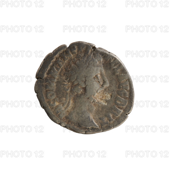 Denarius, Commodus (reigned 177–192). Obverse: Emperor's head right with laurel wreath; inscription M COMM ANT P FEL AVG BRIT. Reverse: Emperor standing left in toga holding a branch in his right hand and a scepter diagonally in his left; inscription PATER SENAT, XII IMP VIII COS V PP. Pearled border. Roman Empire, AD 186–187. Silver coin; weight 2.42 g.