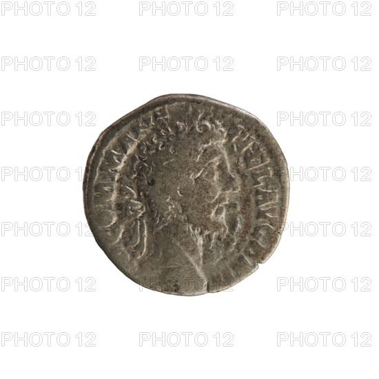 Denarius of Commodus (reigned 177–192 AD), obverse: laureate bust of the emperor right; inscription 'COMM ANT P FEL AVG BR' (pearly border). Reverse: Aequitas standing left, holding scales in right hand and cornucopia in left; inscription 'M TR P XIII IMP P VIII COS V P P'. Hoard find from Golub; mint Rome; dated 187–188 AD; silver coin, weight 3.36 g.