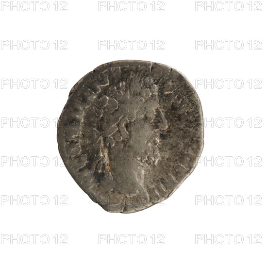 Denarius of Commodus (reigned 177–192). Obverse: Laureate bust of the emperor right; legend (partially legible) M COMM ANT P FEL AVG BRIT. Reverse: Salus seated left, feeding a snake coiled around an altar, left elbow resting on the chair back; legend TR P XIII IMP P VIII COS V P P. Pearl borders. Roman, 187–188 CE. Silver coin, weight 2.75 g.