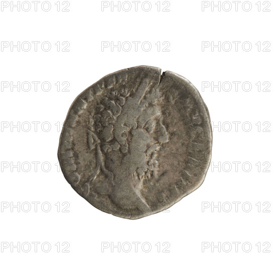 Denarius, Commodus (161–192; Roman emperor 177–192). Obverse: Emperor's head right, wearing a laurel wreath; legend (partially truncated) 'OMM ANT P FE L AVG BRIT PP' (poorly legible). Reverse: Securitas seated left holding a sphere in his right hand, left hand at her side; legend 'SEC ORB, SV DES VI'. Hoard find (Golub) — imperial bust iconography, Securitas personification. Roman Empire, 189 CE. Rome. Coin; weight 2.76 g; axis 225°.