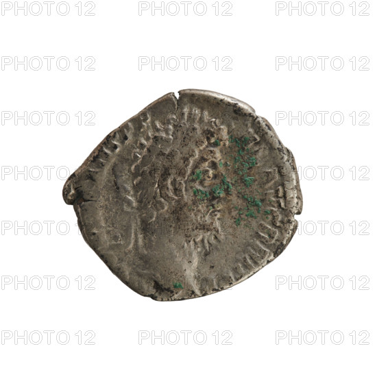 denarius, Commodus (161–192; Roman emperor 177–192) — iconography: bust, imperial bust; Concordia (personification) holding a patera and scepter. Obverse: ANT PF EL AVG BRIT PP — Emperor's head right, laurel wreath; pearly border. Reverse: CONCORDIAE MODI AVG — Concordia facing left, right hand raised holding a patera, left hand holding a scepter. After 189, Roman Empire (27 BC–476), Rome; coin; weight 2.70 g; axis 180°.