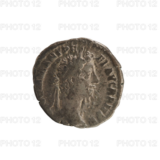 Denarius of Commodus (reign 177–192 CE), Roman, struck 190–191 CE. Obverse: laureate, draped, cuirassed bust of the emperor right; legend M ANT P F EL AVG BRIT PP. Reverse: Genius standing left, holding a patera above an altar in his raised right hand and a cornucopia in his left; legend GEN AVG F ELIC COS VI. Silver coin, weight 3.22 g.