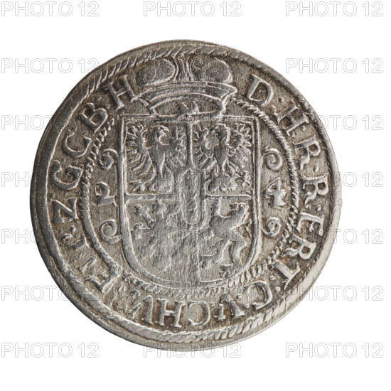 Obv. Bust facing right in mitre and electoral mantle. A sceptre in his right hand, the left resting on a sword hilt. The figure's head divides the inner border. On the rim between the borders is an inscription ending with a heart GEORG:WILHELM:V:G:G:M:Z:BRAN. Rev. Below the ducal mitre, a five-field coat of arms with ornaments. On the sides of the shield are the numerals of the dates 2-4. In the rim between the borders an inscription divided by a mitre D:H:R:R:ERT:C:V:CHV, :Z:G:C:B:H, 1624. George William Hohenzollern (Elector of Brandenburg; Duke of Prussia; 1620–1640). Ducal Prussia (1525–1701), Königsberg. Coin: diameter 33.0 mm, weight 6.40 g, axis 0°.