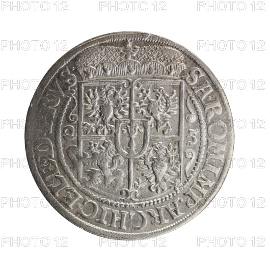 Obv. Bust facing right in mitre and electoral mantle. A sceptre in his right hand, the left resting on a sword hilt. The figure's head divides the inner border. In the rim between the borders is the inscription GEORG.WILH:D:G.MARCHI. Rev. Below the ducal mitre, a five-field coat of arms with ornaments. On the sides of the shield are the date numerals 2-5. In the rim between the borders an inscription separated by the hallmark SA.ROMI.MP.AR - CHIC.EL.D.PRVS. In the shield: eagle, griffin, lion, eagle. 1625. George William Hohenzollern (Elector of Brandenburg; Duke of Prussia; 1620–1640). Ducal Prussia (1525–1701), Königsberg. Coin: diameter 29.6 mm, weight 6.47 g, axis 0°.