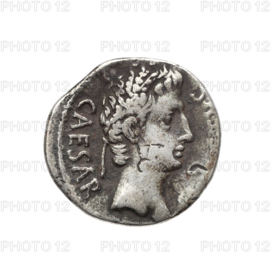 Denarius of Octavian Augustus (63 BC–14; Roman emperor 27 BC–14). Obverse: Head of Augustus in a laurel wreath at right, legend CAESAR / TVS, pearl border. Reverse: Comet with eight rays, legend DIVVS - IVLIV, pearl border. Circa 19–18 BC. Roman Empire (27 BC–476). Coin; weight 2.92 g; axis 180 degrees.