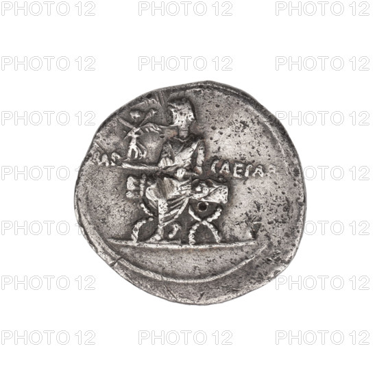 Denarius. Obverse: Head of Octavian's herm with laurel wreath at right; behind it a thunderbolt. Continuous border. Reverse: CAESAR. Octavian in a toga sits facing left on a curule chair, holding Victoria in his right hand. Continuous border. ca. 29–27 BC. Roman Republic / early Roman Empire. Rome, Brundisium. Coin; weight 3.52 g; axis 45°; dimensions 20 mm × 19.4 mm.