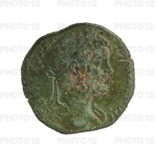 Sestertius, Roman Empire (195–196 CE). Obverse: Head of Septimius Severus with laurel wreath and drapery on left shoulder, facing right; inscription L SEPT SEV PER, VII around. Reverse: Roma seated on shield facing left, holding a figurine of Victoria in her extended right hand and a spear in her left; inscription DIVI M PII FPM TR P III COS II PP around, in fields SC. Iconography includes shields, spears, and Victoria. Coin (bronze): diameter 27.5–29.5 mm, weight 19.25 g, axis 0°.