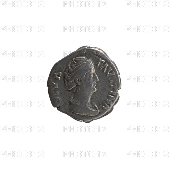 Denarius, Faustina the Elder (98–141; Roman empress 138–141) (posthumous); issuer: Antoninus Pius (86–161; Roman emperor 138–161). Obverse: Bust of Faustina I in drapery to the right, inscription DIVA · FAVSTINA; Reverse: Six-column façade of the temple of Divine Faustina with a statue of the empress in the middle, inscription AED · DIVSTINAE (circumferential). After 141 CE, Roman Empire (27 BCE–476 CE), Rome. Coin: diameter 16.5–17.5 mm, weight 3.15 g, axis 180°.