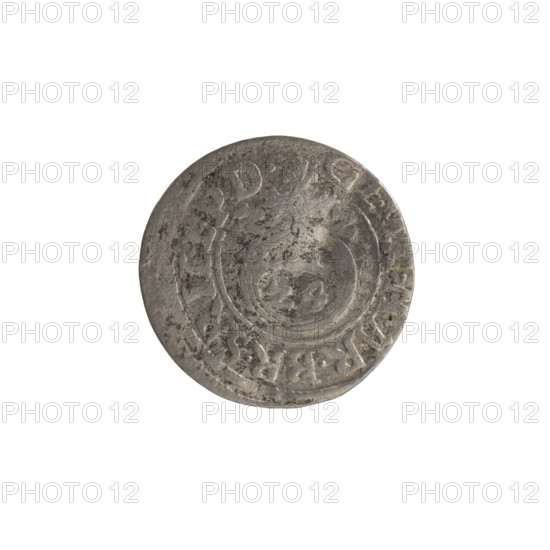one and a half, Ernest Pfahler, the hoard from Wislica (numism.), orb of rule (iconographic), coats of arms, cross (iconographic). Obv. Royal orb with a cross with arms terminating in finials. In the lower part of the orb the value numerals Z4. On the sides of the cross the date numerals Z - Z. In the rim between the rims an inscription divided by a cross .GE.WI.M.AR.BR.SRIE.L.PD. Rv. Under the ducal mitre, a five-field coat of arms, below in the shield the value numeral 3. In the rim between the borders, an inscription divided by the mitre and the value numeral, and ending with a heart DIEV&MON - D, 1622, Ducal Prussia (1525-1701), Königsberg, coin: diameter 19.8 mm, weight 1.16 g, axis 0 degrees.