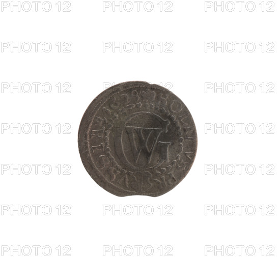 szelag, the hoard from Wislica (numism.), eagles, Hohenzollern (coat of arms), rosettes. Obv. Outline of an eagle. On the rim between the borders an inscription beginning with a heart - the hallmark GEO, WIL. Rv. Monogram composed of the letters GW. In the rim between the borders an inscription beginning with a rosette, divided by the Hohenzollern coat of arms SOLI, VS.PR - VSSIAE. 1628. Ducal Prussia (1525–1701), Königsberg. Coin: diameter 16.9 mm, weight 0.65 g, axis 0°.