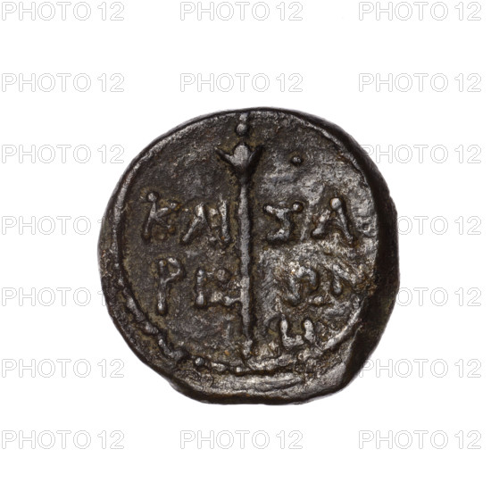 bronze coin, Pantikapaion (as Kaisarea), scepters, woman's head (iconographic), woman's head in kalathos and veil (iconographic), Aphrodite (mythological), balls, Aphrodite Urania (iconographic), head of Aphrodite Urania (iconographic), aw: woman's head in kalathos and veil (Aphrodite Urania?) facing right, pearl-rimmed; rw: scepter vertically, inscription in two rows on both sides, dot on the top right, H at the bottom, pearl-rimmed; end of 1st century BC, Cimmerian Bosporus, Pantikapaion (as Kaisarea), coin, weight 7.16 g, diameter 21.9–21.7 mm
