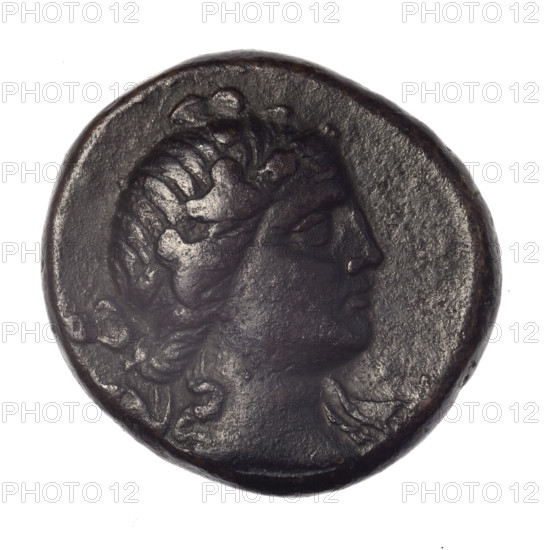 Bronze coin from Pantikapaion; obverse: head of young Dionysus in an ivy wreath facing right; reverse: bow and arrows in a gorytos with straps, monogram on the right. Iconography: bow in quiver, head of Dionysus, gorytos, quivers, bows, weapons, armament. Date: end of 2nd–ca. mid-1st century BC (time of Mithridates VI Eupator, 120–63 BC). Place: Cimmerian Bosporus, Pantikapaion. Weight: 20.76 g. Dimensions: 27.9–28.5 mm. Maker/attribution: Pantikapaion; inscriptions/monograms present.