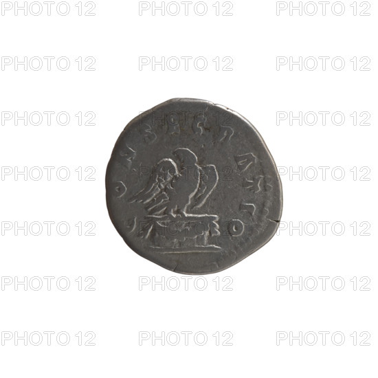 Denarius, after 161. Obverse: Head of Antoninus Pius without a covering to the right, inscription 'DIVVS ANTONINVS' (circumferential). Reverse: Eagle stands on an altar decorated with a garland to the right, turns its head to the left, inscription 'CONSECRATIO' (circumferential). Issuers: Marcus Aurelius and Lucius Verus (posthumous for Antoninus Pius). Iconography: garlands, animals, eagle, head of the emperor, altars. Roman Empire, Rome. Coin; diameter 18.0 mm; weight 2.97 g; axis 0°.