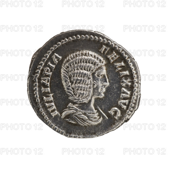 Denarius of Caracalla (188–217 CE). Obverse: bust of Julia Domna (ca. 160–217) right, draped, hair tied back; legend IVLIAPIA FELIXAVG; pearl border. Reverse: Venus Genetrix seated left, right hand extended, holding scepter in left; pearl border. Date: 211–217 CE. Roman Empire. Silver coin, diameter 18.0 mm, weight 2.75 g.