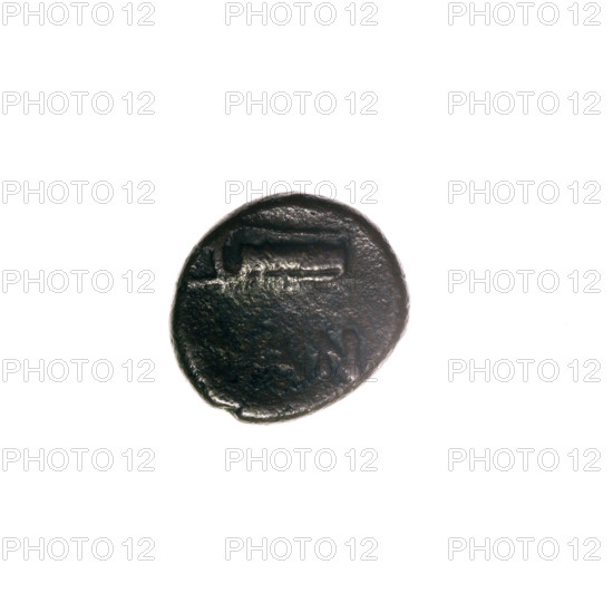 Bronze coin, Pantikapaion; obverse: head of Apollo to the right; reverse: bow in gorythos to the left, inscription below. Iconography: bow in quiver, head of Apollo; themes: Apollo (mythological), bows, weapons, armament, gorythos, quivers. Date: 1st half of the 2nd–ca. mid-2nd century BC. Place: Cimmerian Bosporus, Pantikapaion. Coin; weight 1.88 g; axis 120°; dimensions: 12.6 mm × 11.2 mm.