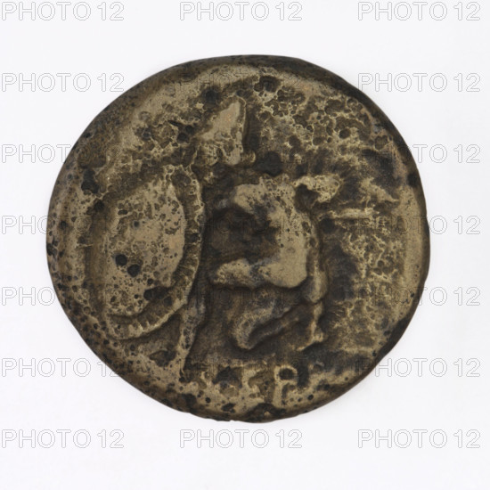 bronze coin, Chersonesos, Artemis on a quadriga (iconographic), kneeling warrior (iconographic), warriors, Artemis (mythology), Black Sea, quadriga (iconographic), carts, torch (attribute), aw: Artemis (Deva) on a quadriga to the right, torch in raised right hand, letters at the top; rw: naked warrior kneeling to the left, round shield in left hand, spear in right hand horizontally, helmet on head, XEP at the bottom; 350 - 330 BC, Chersonesos Taurica, coin, weight 5.78 g, axis 180 degrees, dimension 1 19.8 mm, dimension 2 20.4 mm
