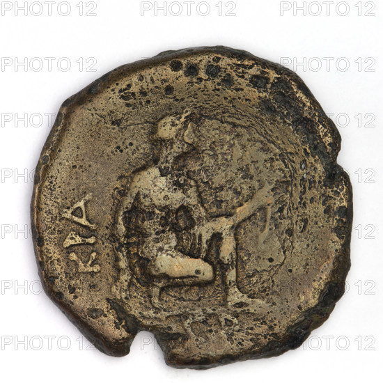 bronze coin, Chersonesos, Artemis kneeling, griffins, Artemis (mythology), Black Sea, Artemis with a bow, repossession, aw: eagle-headed griffin to the left; rw: Artemis (Deva) kneeling on her right knee to the right, bow in her left hand, KPA on the left, XEP in the cut-off; 330–320 BC, Chersonesos (Chersonesos Taurica), coin, weight 9.22 g, axis 180°, diameter ~23.3 × 23.1 mm