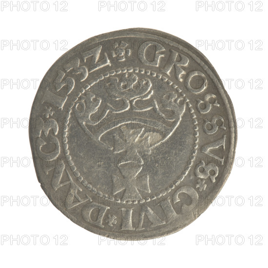 Gdansk grosz, Sigismund I the Old (King of Poland; 1506–1548). Polish coin depicting male royal busts in Renaissance/Jagiellon style; obverse: crowned male bust in profile turned right, rim between pearl-shaped borders with inscription '.SIGIS.I.REX.PO.DO.TOCI.PR'. Reverse: coat of arms of Gdansk, rim between pearl-shaped borders with inscription '.GROSSVS.CIVI.DANCZ.153Z'. Dated 1532. Poland, Gdansk.
