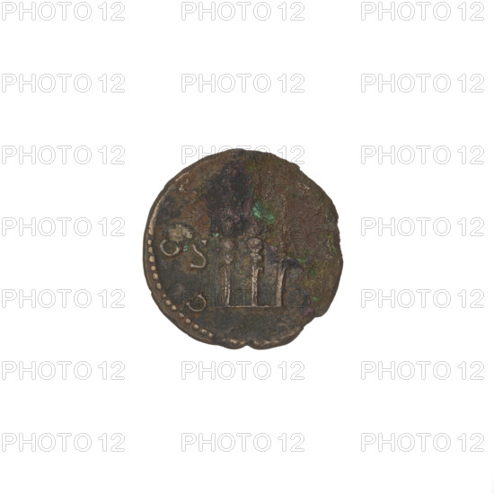 Quarter (coin) of Hadrian (76–138; Roman emperor 117–138). Obverse: bust of Hadrian right wearing a laurel wreath; rim inscription obliterated. Reverse: three banners placed directly opposite, with an eagle atop the central banner; rim inscription: COS; in the field: SC. Date: 119–138. Roman Empire (27 BC–476). Rome. Coin, weight 2.65 g.