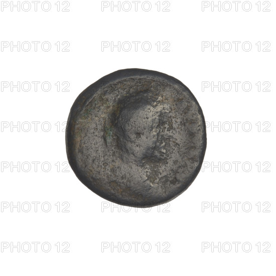 quarter, Hadrian (76–138; Roman emperor 117–138), laurel wreath, bust, lyre (musical instrument); Obv.: bust of Hadrian right in laurel wreath; rim inscription: HADRIANVS AVGVSTVS. Rev.: lyre straight ahead; rim inscription: COS III; in exergue: SC. Date: 119–138. Roman Empire (27 BC–476). Rome. Coin. Weight 4.79 g.