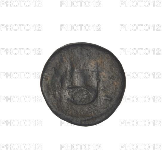 Quarter (coin) of Hadrian (76–138; Roman emperor 117–138). Obverse: bust of Hadrian right wearing laurel wreath; rim inscription 'HADRIANVS AVGVSTVS'. Reverse: lyre facing forward; rim inscription 'COS III'; in field 'SC'. Date: 119–138. Roman Empire (27 BC–476). Rome. Coin; weight 4.79 g.
