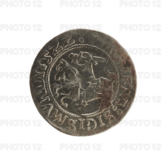 Lithuanian half-grosz, Sigismund I the Old (king of Poland; 1506–1548). Polish coin (Jagiellon dynasty). Obverse: Pursuer (Lithuanian emblem) turned left; in rim between pearl borders an inscription: TA:SIGISMVNDI:5ZZ. Reverse: Polish crowned eagle; in rim between pearl borders an inscription: + MAGN:DV, ANIE:, 1522. Grand Duchy of Lithuania — Poland; Vilnius; coin.