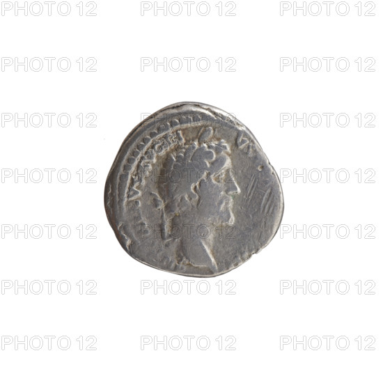Denarius (unofficial) of Antoninus Pius (86–161; Roman emperor 138–161), issuer; obverse: Head of Antoninus Pius in a laurel wreath facing right, inscription around NT, NINVS AVG PI - VS, S III; reverse: Genius of the Roman Senate in a toga standing left, holding a branch in his outstretched right hand and a long scepter in his outstretched left hand, inscription GENI, - S-ENATVS around. Date (for the original): 140–144; Roman Empire (27 BC–476); place (for original): Rome. Coin; diameter 17.0–18.0 mm; weight 3.06 g; axis 0°.