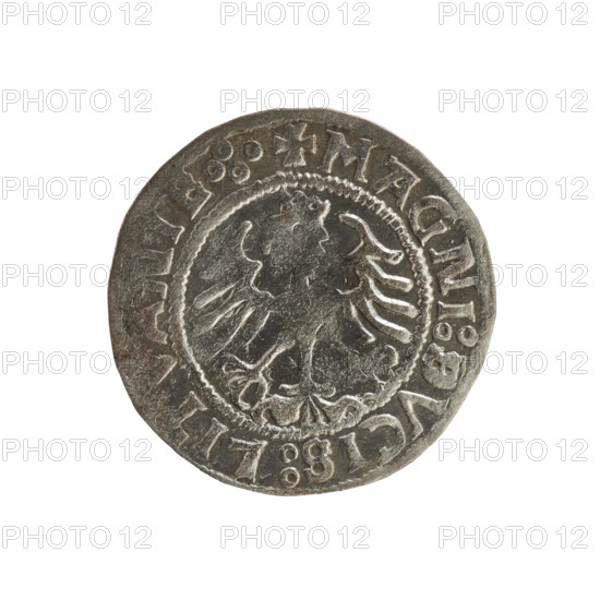 Lithuanian half-grosz, Sigismund I the Old (king of Poland; 1506–1548). Silver coin (half-grosz), c. 1520–1529. Obverse: Pogon (Lithuanian charging knight) turned left; in the rim between pearl borders inscription: COIN:SIGISMVANDI. Reverse: Polish crowned eagle; in the rim between pearl borders inscription: + MAGNI:DVCIS:LI, ANIE.:. Minted in Vilnius, Grand Duchy of Lithuania.
