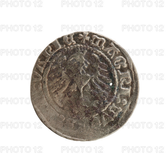 Lithuanian half-grosz, Sigismund I the Old (King of Poland; 1506–1548). Polish coin of the Jagiellon dynasty (1508–1529). Obverse: Pogon (Lithuanian coat of arms) turned left; rim between pearly borders with inscription MONETA:SIGISMVND. Reverse: Polish crowned eagle; rim between pearly borders with inscription + MAGNI:DV, VANIE, 1508–1529. Minted in Vilnius, Grand Duchy of Lithuania; material: coin.