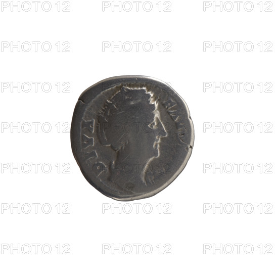 Denarius, Faustina the Elder (98–141; Roman empress 138–141) (posthumous); issuer: Antoninus Pius (86–161; Roman emperor 138–161). Obverse: Bust of Faustina I in drapery facing right, inscription DIVA • FAV. Reverse: Vesta standing left, holding a ladle (simpulum) in her right hand and a statuette of Athena (palladium) in her left, inscriptions A • V • - • A. After 141, Roman Empire (27 BC–476), Rome. Coin; diameter 17.5–18.0 mm, weight 3.12 g, axis 180°.