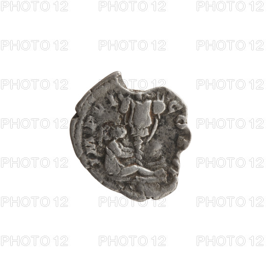 Denarius of Marcus Aurelius (121–180; Roman emperor 161–180), obverse: head of Marcus Aurelius with laurel wreath to the right, inscription ONI - AVG TR P XXV; reverse: Germanic prisoner seated to the right under a trophy with prisoners, trophies, spears, shields, inscription IMP VI - COS, II; dated 172–173, Roman Empire (27 BC–476), Rome; coin, diameter 17.0–19.0 mm, weight 2.39 g, axis 0°