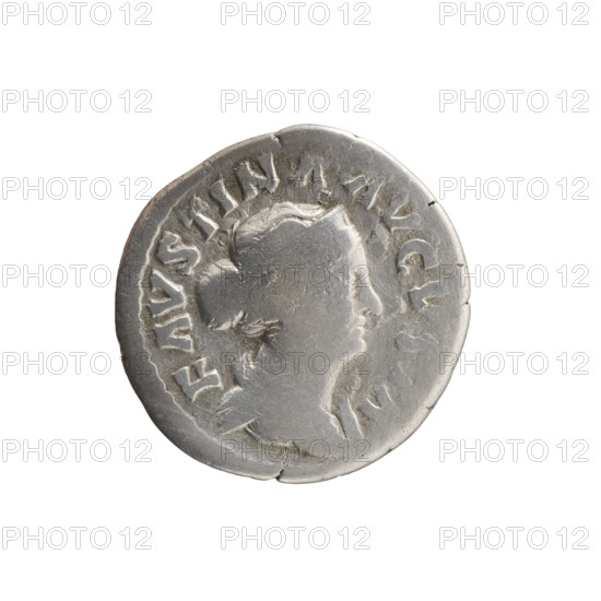 Denarius of Faustina the Younger (ca. 130–176), Roman empress 161–176; Marcus Aurelius (121–180), Roman emperor 161–180 (issuer). Obverse: Draped bust of Faustina II facing right, inscription FAVSTINA AVGVSTA. Reverse: Draped throne (pulvinar) with two children—twins Commodus and Antoninus—inscription SAECVLI FELICIT. Iconography: pulvinar with two children; thrones; children; Commodus (161–192) iconography; Faustina the Younger iconography. Date: 161–176. Place: Rome, Roman Empire. Object: coin (denarius). Dimensions: diameter 17.5 mm, weight 2.99 g, axis 180°.