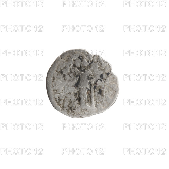 Denarius, Faustina the Younger (ca. 130–176; Roman empress 161–176) (posthumous); issuer: Marcus Aurelius (121–180; Roman emperor 161–180). Obverse: Bust of Faustina II in drapery facing right, inscribed DIVA F—STINA PIA. Reverse: Aeternitas (personification) in veil standing left, holding a globe with a phoenix in her right hand and resting her left on a column, inscribed TA. Iconography: personifications, phoenix, veils, columns, globes. After 176, Rome, Roman Empire (27 BC–476). Coin; diameters 17.0–17.5 mm; weight 2.11 g; axis 0°.