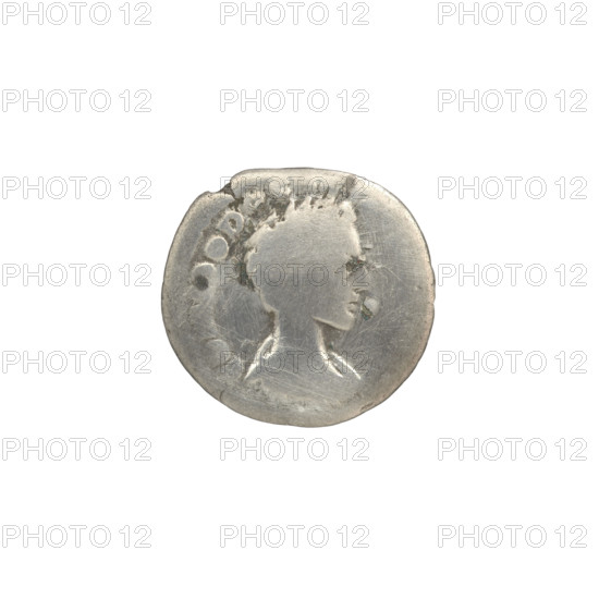 Denarius; obverse: bust of young Commodus, bareheaded, draped, facing right; legend COMMODO C. Reverse: Commodus in military attire standing left, holding a branch in his right hand and a long scepter in his left; to his right a trophy and a round shield; legend around. Issuer: Commodus (Caesar 175–177; Roman emperor 177–192). Also references Marcus Aurelius (121–180; Roman emperor 161–180). Iconography: branches, scepters, trophies, shields. Roman Empire, 175. Coin diameter 17.5–18.5 mm, weight 2.60 g, axis 180°.