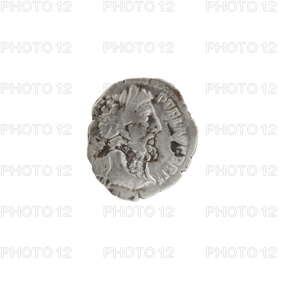 Denarius, Commodus (161–192; Roman emperor 177–192), personifications, Libertas (personification). Aw: Head of Commodus in a laurel wreath facing right; legend P FEL AVG BRIT all around. Rw: Libertas stands frontally, head turned left, holding a liberation cap (pileus) in her right hand and a staff (vindicta) in her left; legend PM TR P XIII IMP VII COS V PP all around. Date: 187–188. Roman Empire (27 BC–476). Rome. Coin; diameter 16.0–18.0 mm; weight 2.42 g; axis 15°.