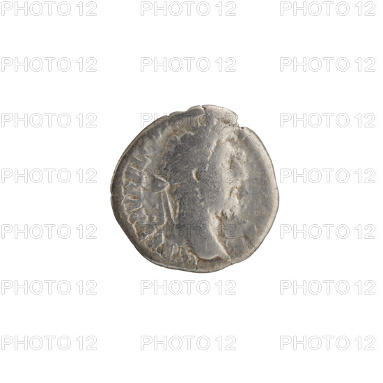 Denarius of Commodus (reigned 177–192). Obverse: Head of Commodus in laurel wreath facing right, inscription AEL AVREL CO, L. Reverse: Fortuna Felix standing left, holding a cornucopia in left hand and a caduceus in right, resting her leg on a ship; a star in the left field; inscription PM TRP X, II IMP VIII COS VII PP. Iconography: Roman deities (Fortuna), caducei, ships, stars, cornucopias. Date: 192. Place: Rome, Roman Empire. Medium: silver coin. Diameter 18.0 mm. Weight 2.46 g. Axis 180 degrees.