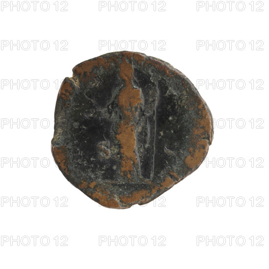 Draped bust of Crispina facing right, inscription CRISPINA - A all around; reverse: Juno standing left, holding a patera in her right hand and a long scepter in her left, letters SC in fields. As or dupondius; issuers: Crispina (164–192?, Roman empress 178–192) and Commodus (161–192, Roman emperor 177–192). Iconography: Juno; paterae; scepters. Date: 178–183. Roman Empire (27 BC–476), Rome. Coin: diameter 23.0–23.5 mm, weight 9.57 g, axis 165°.