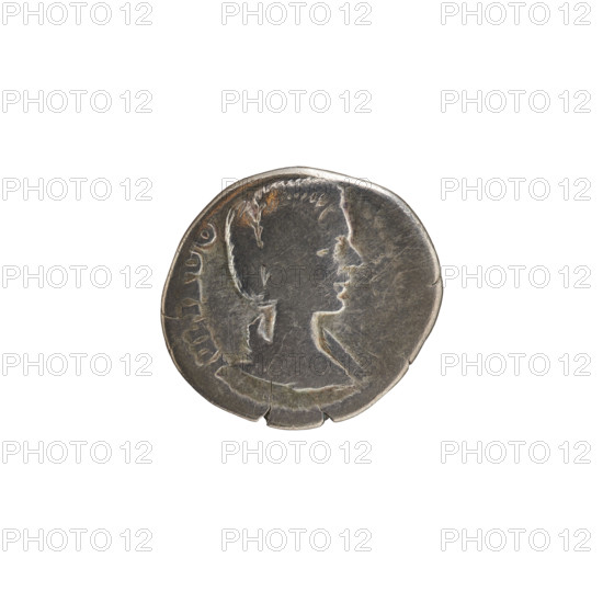 denarius, Julia Domna (ca. 160–217; Roman empress 193–211). Obverse: IVLIADO M, bust of Julia Domna facing right, pearl rim. Reverse: inscription erased; Venus, bare below the waist, stands with her back turned to the right, holding an apple in her right hand and a palm leaf in her left, leaning against a column, pearl rim. Date: ca. 193–196? Roman Empire (27 BC–476). Coin. Diameter: 17.3–18.7 mm. Weight: 2.34 g.